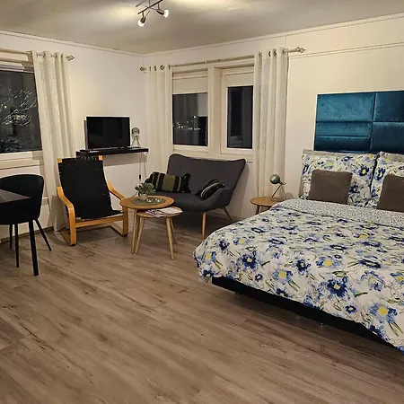 4 Apartment